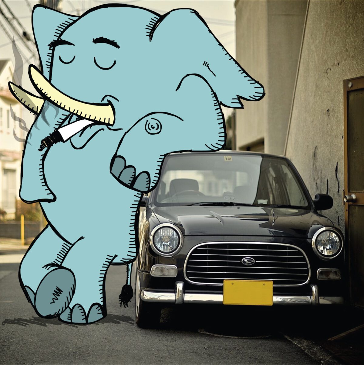 Rauchender Elefant lehnt an britischem Kleinwagen